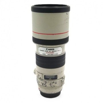 1円? Canon キヤノン EF 300mm F4L IS USM 望遠(yuǎn)単焦點(diǎn)レンズ 動(dòng)作未確認(rèn) 4071002