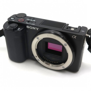 1円? SONY ソニー VLOGCAM ZV-E10 ミラーレス一眼カメラ PZ 16-50mm F3.5-5.6 OSS バッグ付 動作確認済 4071604