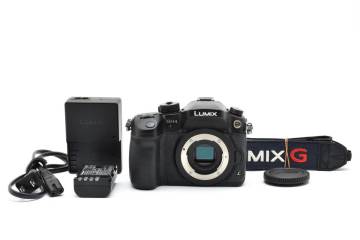 ★☆ 極上品！ Panasonic パナソニック LUMIX DMC-GH4 ボディ ★☆