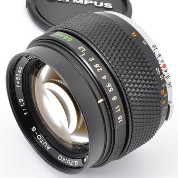 OLYMPUS OM-SYSTEM ZUIKO AUTO-S 55mm F1.2 オリンパス ＯＭ－システム ズイコー オート－Ｓ 55/1.2 キャップ G.ZUIKO Ｇ．ズイコー 5.5