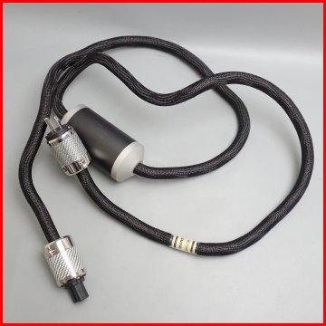 ☆1円 ACOUSTIC REVIVE PC-Triple Conductor 電源ケーブル/約2m/出川式MDユニット搭載/Furutech FI-50/FI-50M/NCF/プラグ&1964700263