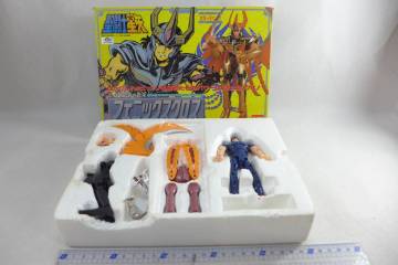 聖闘士星矢 聖闘士聖衣大系 鳳凰星座の聖衣 フェニックスクロス | 長期保管品 中古品 部品欠品有 箱イタミ有 現状渡し バンダイ