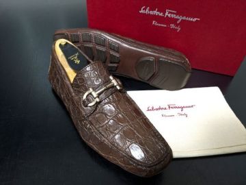 未使用 フェラガモ 8.5D Ferragamo ガンチーニ リアルクロコレザー ドライビングスリッポン ローファー 箱付 951