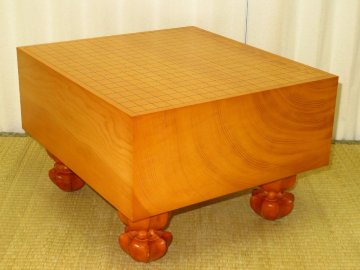 ▲日本産本榧板目五寸六分碁盤▲盤覆（囲碁）