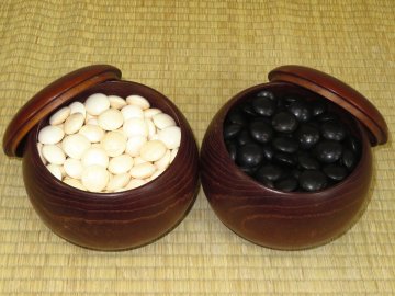 ▲本蛤碁石４０号/おそらく本桑板目超特大碁笥▲（囲碁）