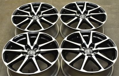 送料無料4本セット 新車外し!!トヨタヤリスクロスGRスポーツ純正18インチホイール ナット付 18×7.5J+50 5H114.3ノア ヴォクシー C-HR 