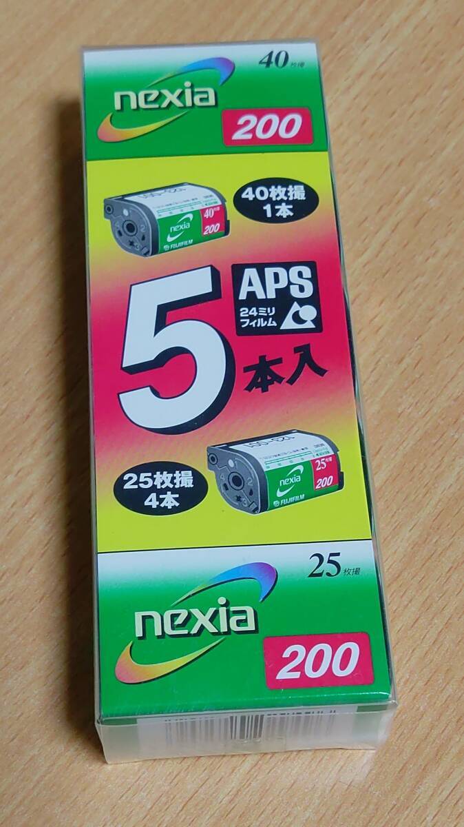  FUJICOLOR　NEXIA200　APS24ミリフィルム：40枚撮１本＿25枚撮４本　セット　　