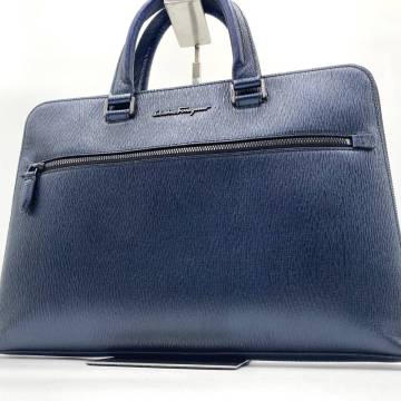 1円【美品】フェラガモ Salvatore Ferragamo ビジネスバッグ ブリーフケース レザー 本革 A4 ロゴ メンズ トート ネイビー 紺 大容量