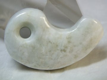 1円～■龍香堂■「国石」糸魚川翡翠　勾玉３９ｍｍ（ｖ68）