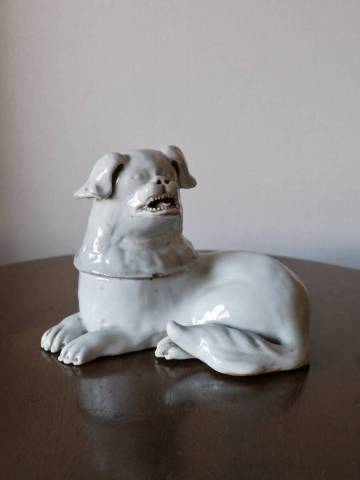 【青枠】蔵出　犬香炉　白磁　置物　陶磁工芸　平戸焼/鍋島焼　茶道具　香道具　古道具　時代物　美術品Q2107