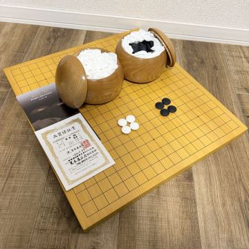 1円〜 本榧 囲碁盤 日向特製 蛤碁石 メキシコ産蛤 黒木碁石店証明書付き　最高級　天地柾　碁石付き 囲碁セット 囲碁道具