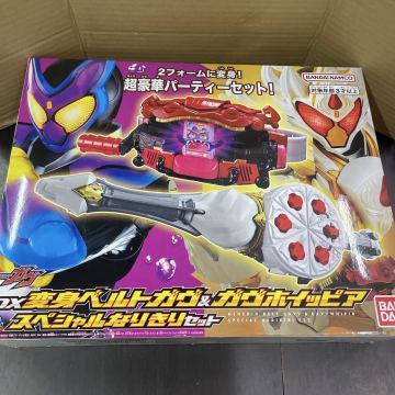 M11【中古品】/ バンダイ 仮面ライダーガヴ DX 変身ベルト ガヴ & ガヴホイッピア スペシャルなりきりセット