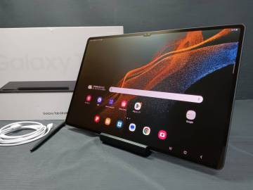 【美品/動作品】SAMSUNG Galaxy Tab S8 Ultra SM-X900 SM-X900NZAGXJP ROM:256GB RAM:12GB 14.6インチ Android タブレット