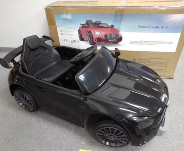 ★１８―００１★乗用玩具　メルセデスベンツ AMG GT-R 電動ラジコンカー 詳細不明 動作不明 通電確認済 欠品あり ジャンク品[200]