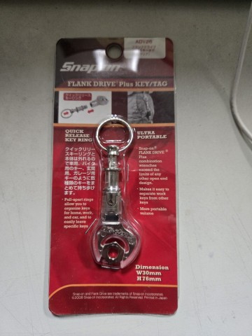 未使用　Snap-on　 スナップオン　フランクドライブ　プラスキータグ　クリア　クイックリリース　スパナ型　 キーホルダー