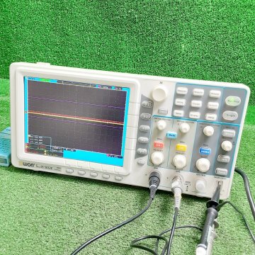 愛希a778 OWON■超薄型カラーデジタルオシロスコープ『DS5032E』TFT液晶搭載 帯域幅MAX:30MHZ アナログチャンネル数:2 プローブ2本付属