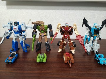 トランスフォーマーレジェンズ LG21.32.33.39 ハードヘッド　クロームドーム　 ハイブロウ　ブレインストーム　セット　タカラトミー