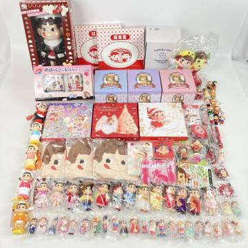 SUS618 不二家 ペコちゃん 2010 ウィンターコレクション 人形 ほか ペコファミリークラブ フィギュア キーホルダー など グッズ まとめて