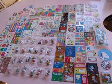 1円〜　SNOOPY　 スヌーピー　 まとめ　PEANUT　キーホルダー　未使用　　世界のスヌーピー　 サンリオ　ストラップ　キャラクター　95点