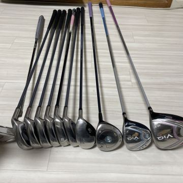 ゼクシオ　ブリヂストン　レディース　ゴルフセット