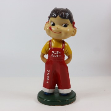 **不二家 ペコちゃん カウンター用 ソフビ 木台 小 美品**