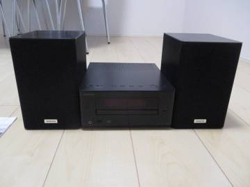中古：使用浅・ONKYO CDレシーバーシステムX-U3!!