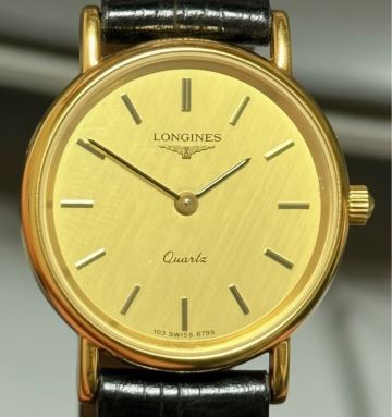 1円スタート腕時計　レディース　不動品LONGINESロンジン　美品クォーツ金文字盤　アンティーク2針ヴィンテージ