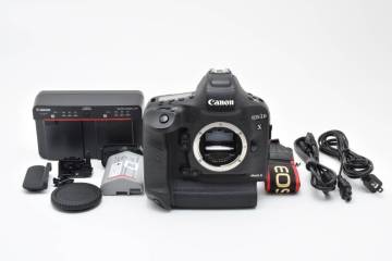 1円【人気の2型 動作好調】 CANON キャノン EOS 1DX Mark2 II 付属品充実 ショット数14万回以下 カメラ #10911