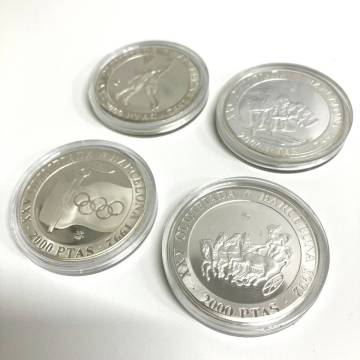 バルセロナオリンピック 記念銀貨 4枚 バスケットボール 走者（スプリンター） トーチと旗 戦車競走（チャリオット・レーシング） ケース