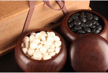 [URA]天然本蛤・那智黒石37号碁石/4-12-73　(検索)骨董/囲碁/碁笥/碁石/雪印/月印/華印/スワブテ/スワブデ