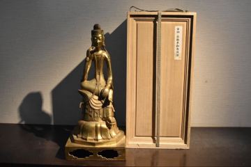 【GE】R445【コレクター所蔵品】《名品》時代 金銅半跏思惟像/仏教美術 仏像 佛 置物 銅製 骨董品 時代品 美術品 古美術品 