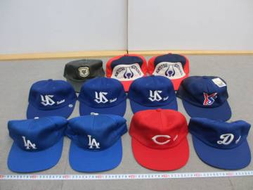 K094【12-14】□ 未使用 キャップ 野球帽 帽子 11点まとめて ドジャース 広島カープ 中日 ヤクルト 巨人 近鉄 / レトロ スポーツ / 11/29