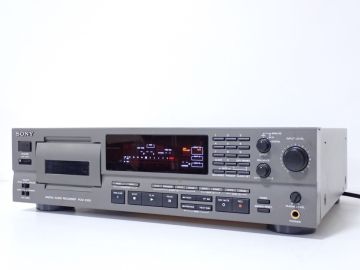 N048/4J○SONY PCM-2300 業務用DATデッキ DATレコーダー ソニー 録再可 中古品○
