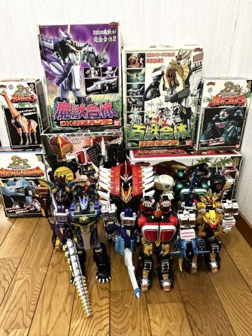 百獣戦隊ガオレンジャー　DX 超合金　ガオキング　ガオナイト　ガオイカロス　ガオゴッド　ガオハンター　ガオマッスル　パワーアニマル