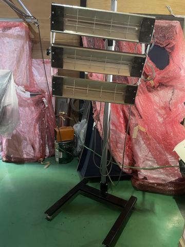 塗装乾燥機　レッドウイングジャパン製　カーボンヒーター　RED WING Japan 遠赤ヒーター　自動車鈑金　自動車板金　水性塗装対応　3相200v
