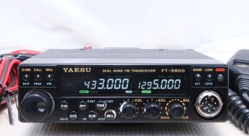 YAESU　FT-5800　430／1200MHz　デュアルバンド　マイク・付属品有