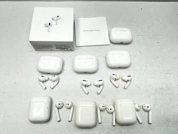 01w2465 ★1円~ Apple AirPods AirPodsPro ワイヤレスイヤホン A2084 A2083 A1523 A1722 A2032 A2700 A2190 A1602 動作未確認 ジャンク品