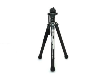 1円スタート Ulanzi カーボン三脚 クイックシュー 高さ43cm～129cm パノラマ撮影可能 耐荷重10kg ウルトラロック式 F38 ブラック A13812/JS