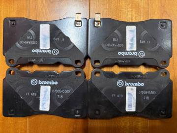 ★☆ブレンボ　フロントブレーキパッド　ランサーエボリューション　シビック タイプR　FK2　FK8　FL5☆★