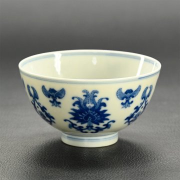 【永】d363【兵庫県の図書館や博物館の館長を歴任された歴史研究家遺族委託品】中国美術　大清雍正年製　染付　古茶碗　裂箱