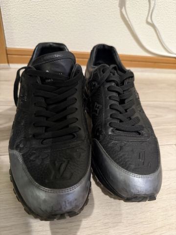 LOUIS VUITTON　ルイヴィトン　ランアウェイ・ライン スニーカー　1A8V59　メンズ6　約26cm　ブラック　シルバー　モノグラム　2021年