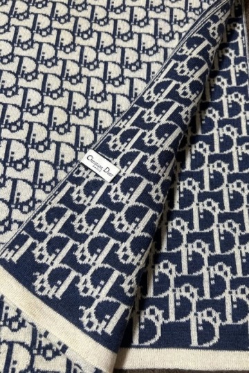 美品クリスチャンディオールDIORトロッターマフラー本物￥５００から