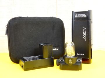 S) (WE-8) Godox AD200Pro ポケット TTL スピードライト フラッシュ カメラ用品 ※現状渡し@80(11)