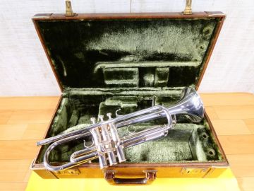 (TK-4) YAMAHA ヤマハ YTR-911 トランペット / マウスピース 22 管楽器 ケース付き ※現状渡し@120(11)