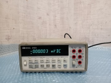 HP Agilent 34401A MULTIMETER アジレント　デジタル　 マルチメーター　通電確認済み　ジャンク