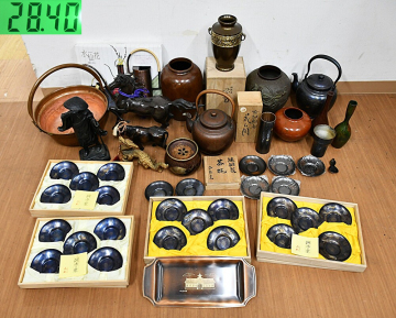 QY12-26　銅製品 25点以上まとめ 花瓶 茶托 茶筒 建水 茶匙 茶器 茶道具 薬缶 煎茶道具 置物 金属工芸 富貴堂 上淋 福亜堂 他 現状品 在銘