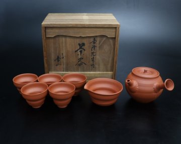 【江】人間国宝 三代 山田常山 常滑焼 朱泥茶器揃 急須 湯さまし 茶碗 5客 在銘 共箱 古美術品(茶道具煎茶器湯呑)XZ487 UTPBkdir UTDBkfod