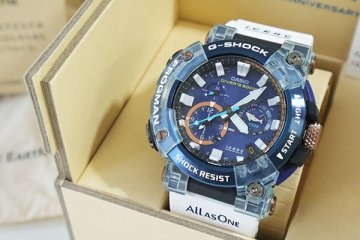 美品* CASIO G-SHOCK ◆ FROGMAN フロッグマン イルクジ 青/白 (GWF-A1000K-2AJR) 稼働品 アナログ 腕時計 ジーショック カシオ ◆11/ZZ5