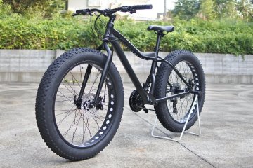 ★未使用新品！ 1円スタート！新車CALLE26インチ&times;4.0（極太）21速ディスクブレーキ搭載ファットバイク！ロゴ無し