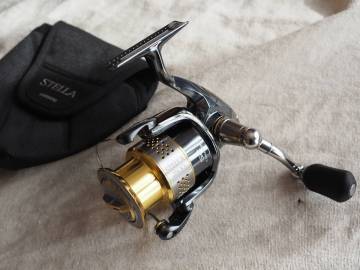 ♪♪超美品　シマノ　10　ステラ　2500　日本製♪♪
